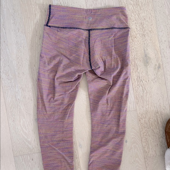 Lulu lemon multicolour capri legging - Picture 2 of 4